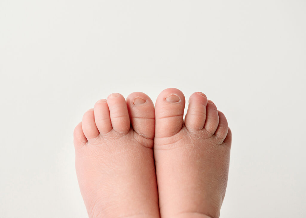 baby toes, photographer near me