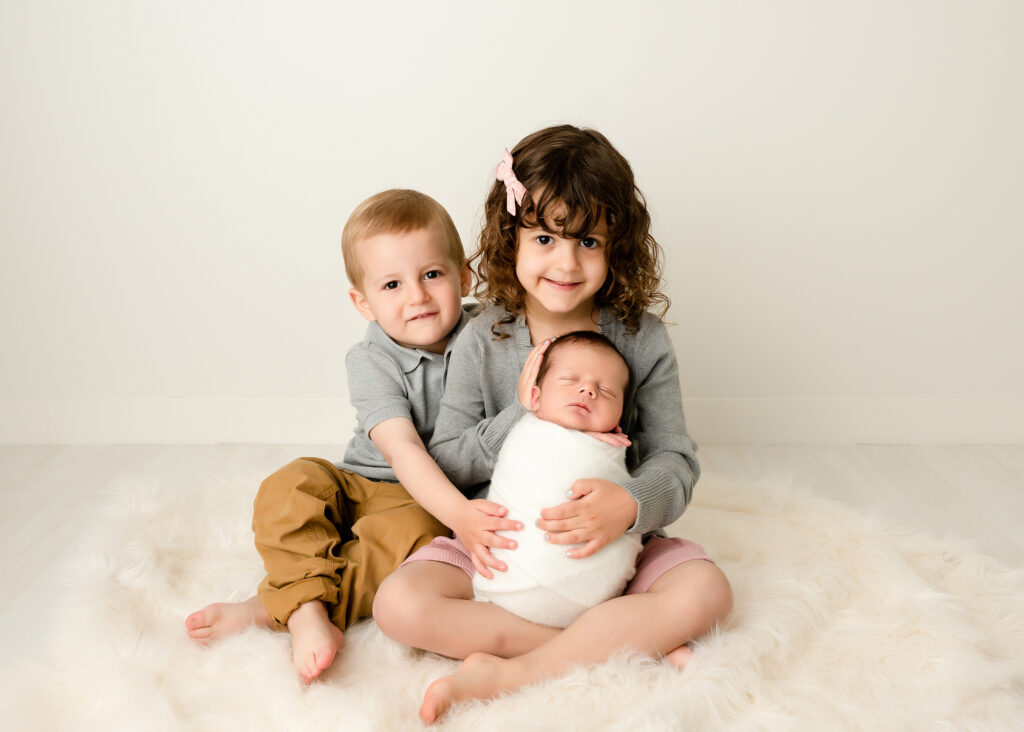 baby and siblings photoshoot
