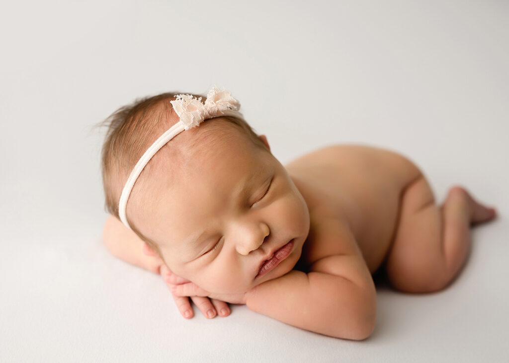 cute baby pictures from Wheaton newborn session