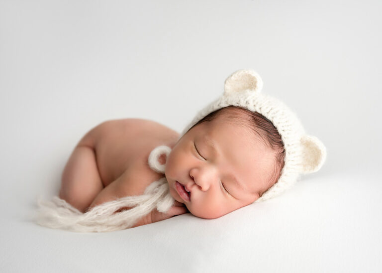 Schaumburg Newborn Photographer | Lillybelle Rose Photography
